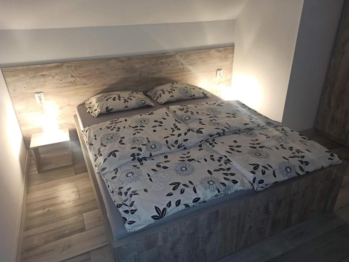 Zakatek Ciszy. Villa Sluchowo Bagian luar foto