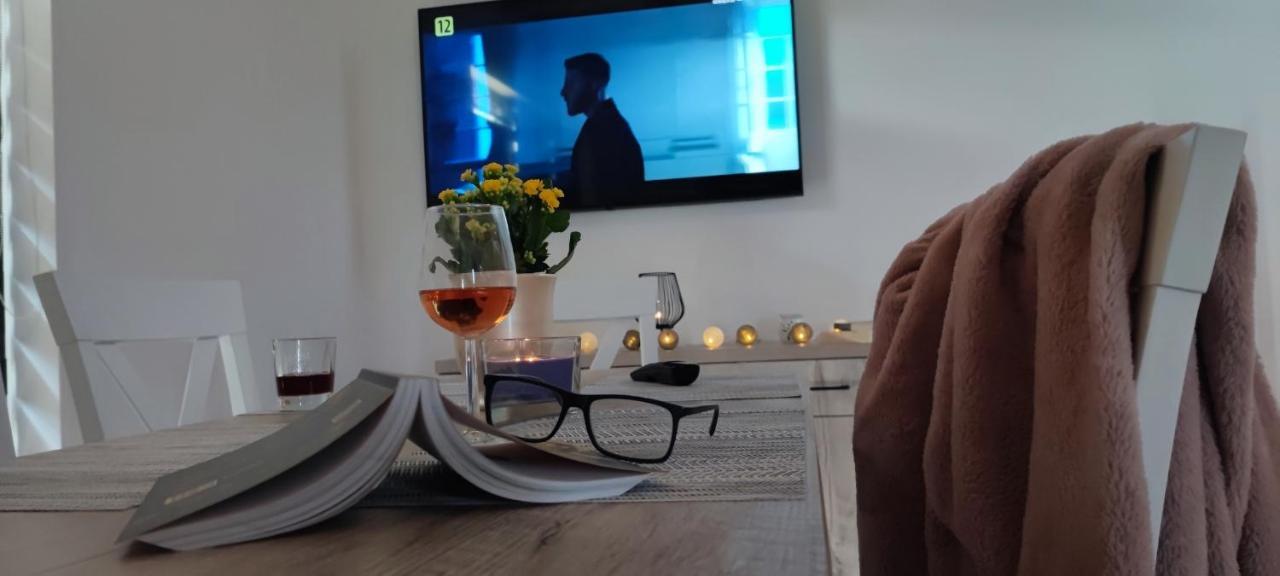 Zakatek Ciszy. Villa Sluchowo Bagian luar foto