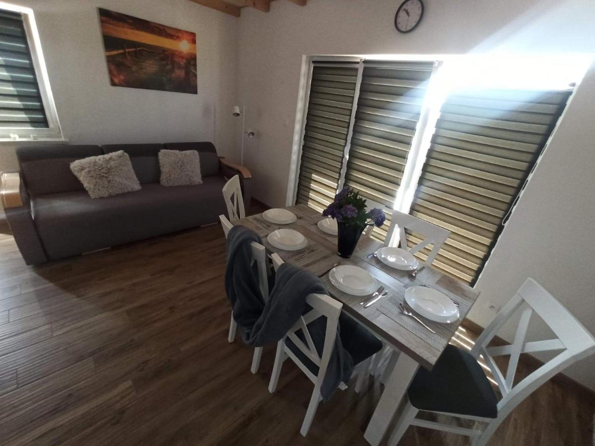 Zakatek Ciszy. Villa Sluchowo Bagian luar foto