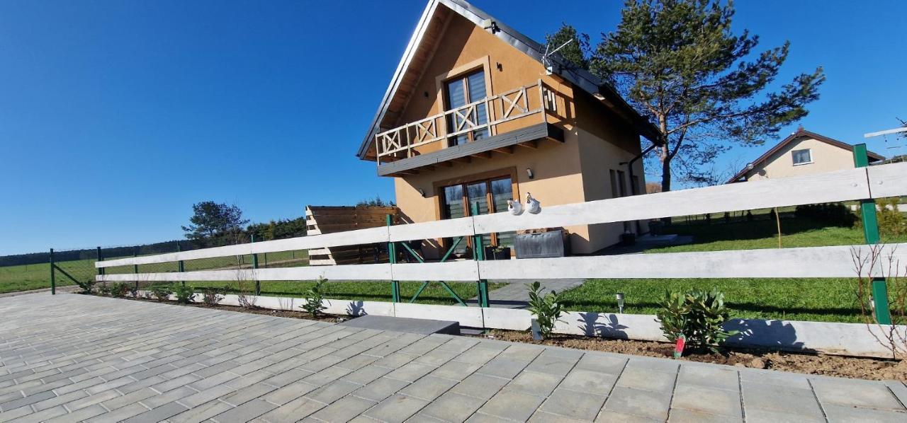 Zakatek Ciszy. Villa Sluchowo Bagian luar foto